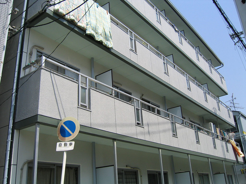西区マンションシリコン塗装工事