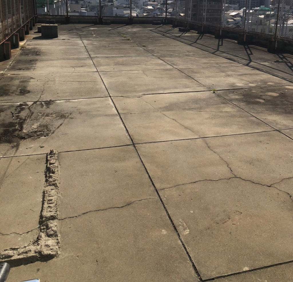 豊中市ウレタン通気緩衝工法トップコート塗布工事