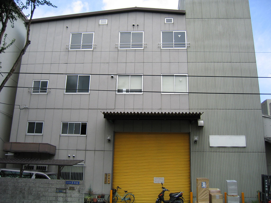大阪市淀川区遮熱塗装工事　施工前