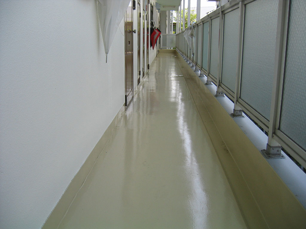 西区マンションシリコン塗装工事