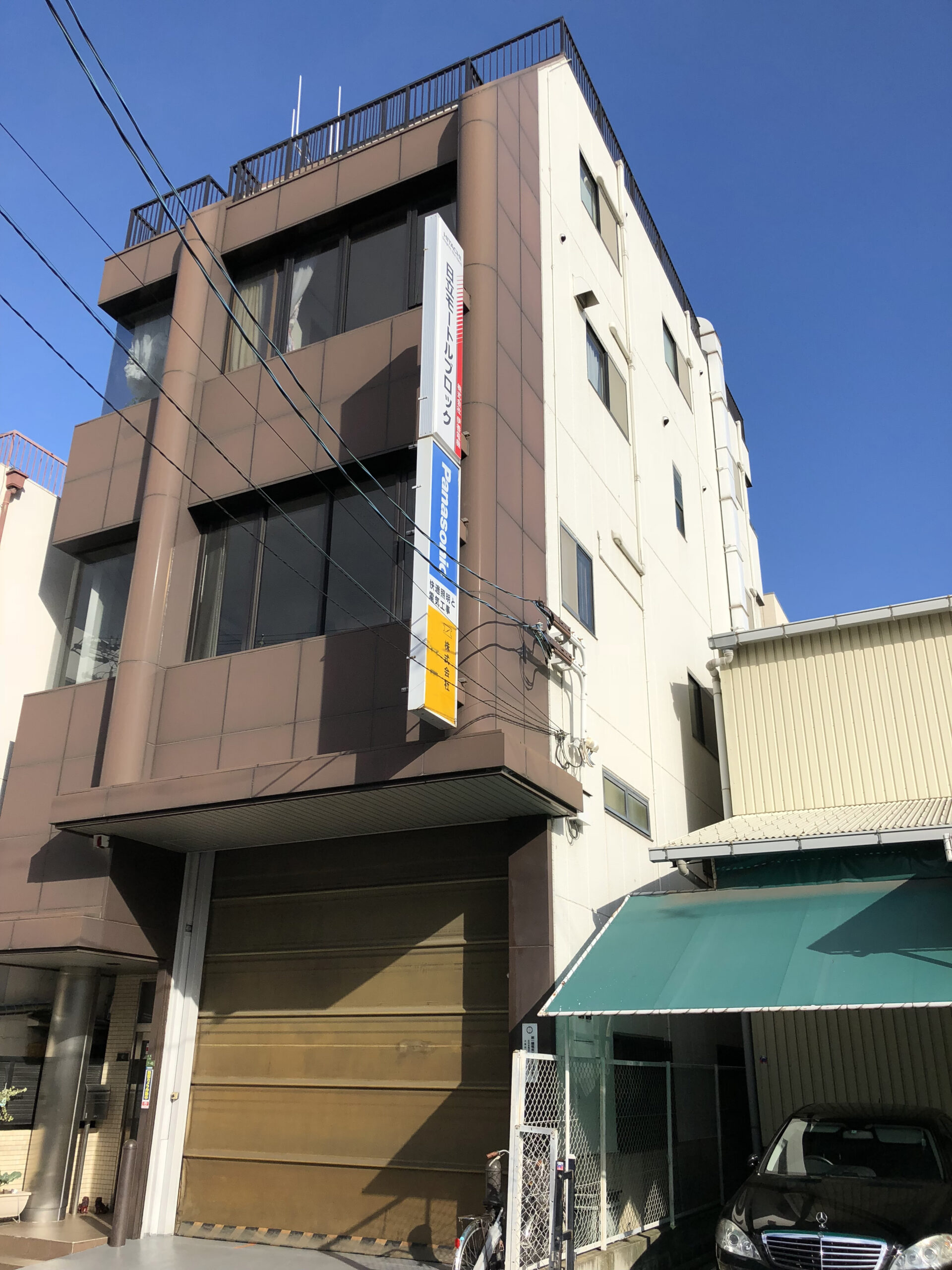 門真市外壁遮熱塗装工事　施工前